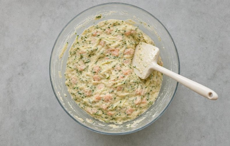 Salmon and Zucchini Fritters, step 5: folding the salmon, zucchini and chives into the dough