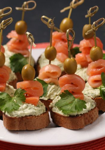 Recipe Salmon Crostini with Ricotta and Avocado Mousse