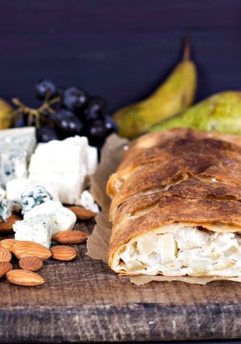 Recipe Savory Gorgonzola and Pear Strudel