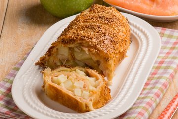 Recipe Savory Green Apple and Salmon Strudel