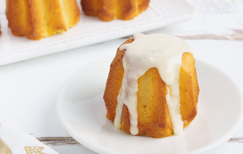 Savory pandorini topped with cheese sauce
