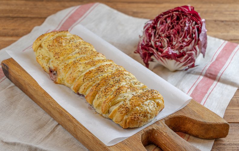 Savory radicchio, gorgonzola and pear strudel, second view