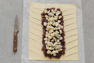 Savory Radicchio, Gorgonzola and Pear Strudel, step 3: layering radicchio, pear and gorgonzola on the puff pastry