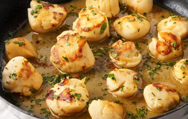 Scallops cooked in a pan