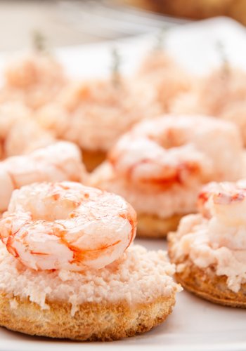 Recipe Shrimp Crostini with Salmon Cream