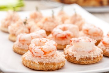 Recipe Shrimp Crostini with Salmon Cream