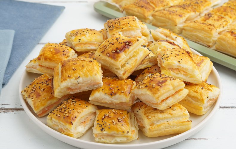 Smoked Salmon Puff Pastry Bites
