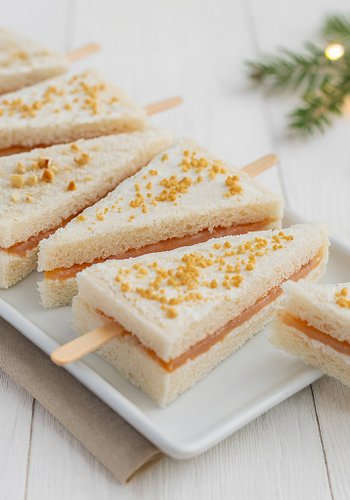 Recipe Smoked Salmon Sandwich Christmas Trees
