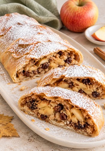 Recipe Original South Tyrolean Apple Strudel