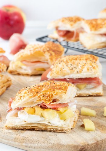 Recipe Speck, Apple and Ricotta Millefeuille