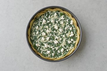 Spinach and Ricotta Savory Pie with Potato Crust, step 5: the filling in the potato shell topped with crumbled feta