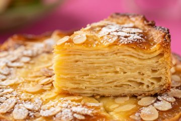 Recipe Thousand-Layer Apple and Almond Cake