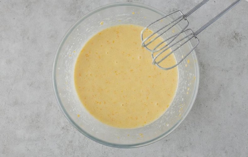Thousand-Layer Apple and Almond Cake, step 2: smooth batter with almond flour, cornstarch, butter, milk and orange zest
