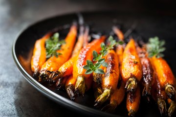 Recipe Thyme-Glazed Baby Carrots