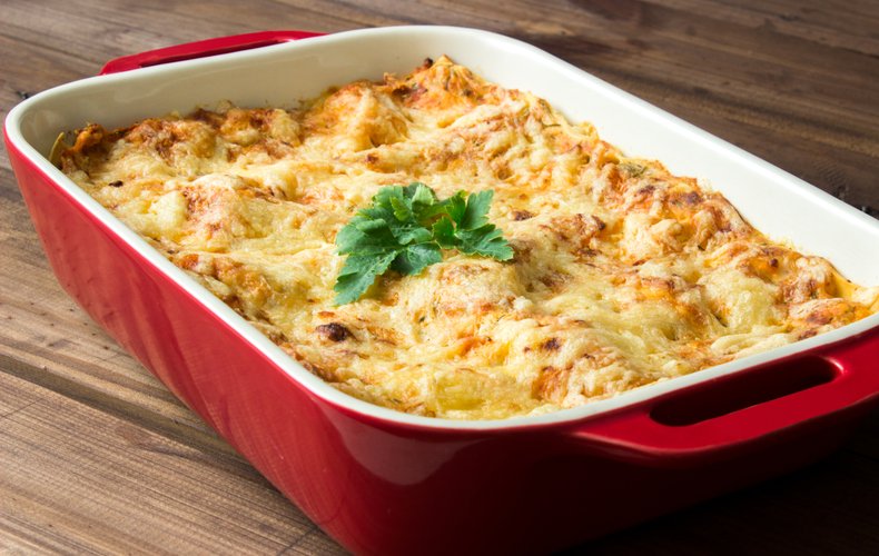 Whole wheat apple and gorgonzola lasagna with walnuts